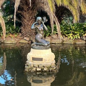 Meet your Posher, Gillian